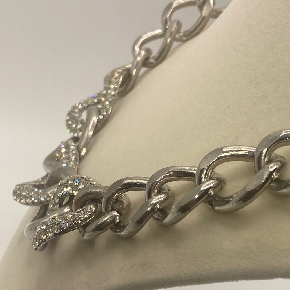 Elegant Heavy Silver Tone Clear Rhinestone Statement Chain Necklace - Picture 6 of 9